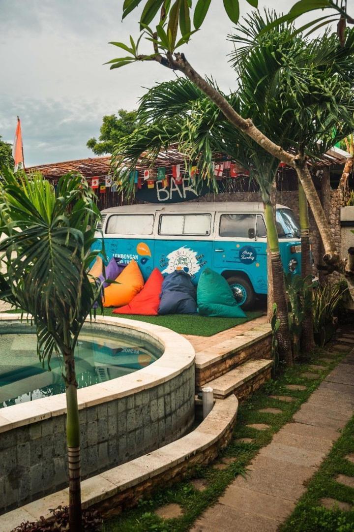 Lembongan Hostel Exterior photo